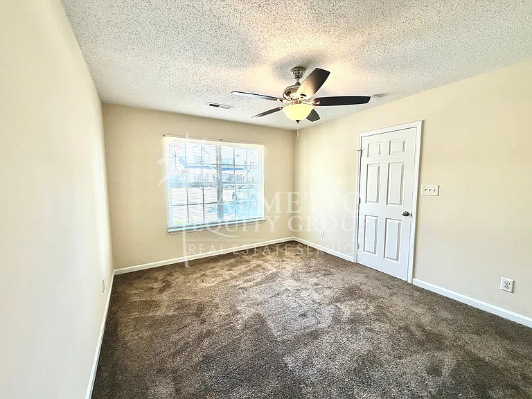 263 Malamute Ln #263 — Photo 8