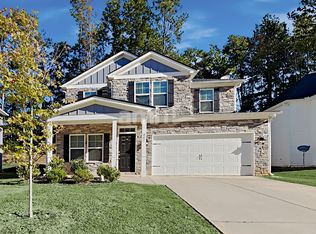 447 Pearson Cir, Hampton, GA 30228