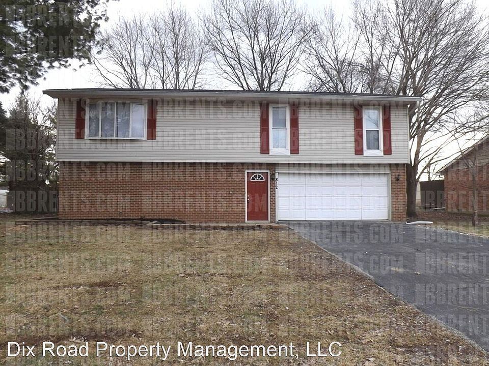 1st image of 812 Marcia Dr