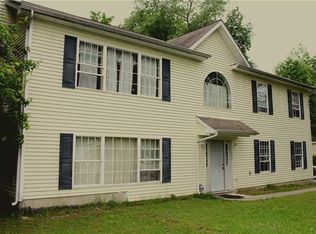 35 Fairfax Ave, Middletown, NY 10940