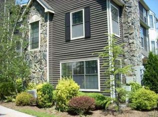 3 Ayres Ct, East Brunswick, NJ 08816
