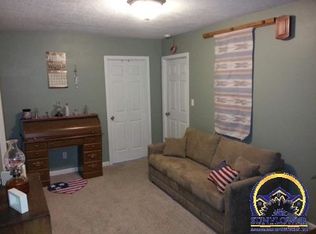 204 Pennsylvania Ave, Holton, KS 66436