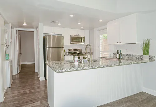 3012 W De Leon St Photo 1