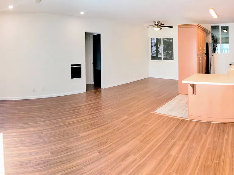 Aviation Townhomes — Photo 11