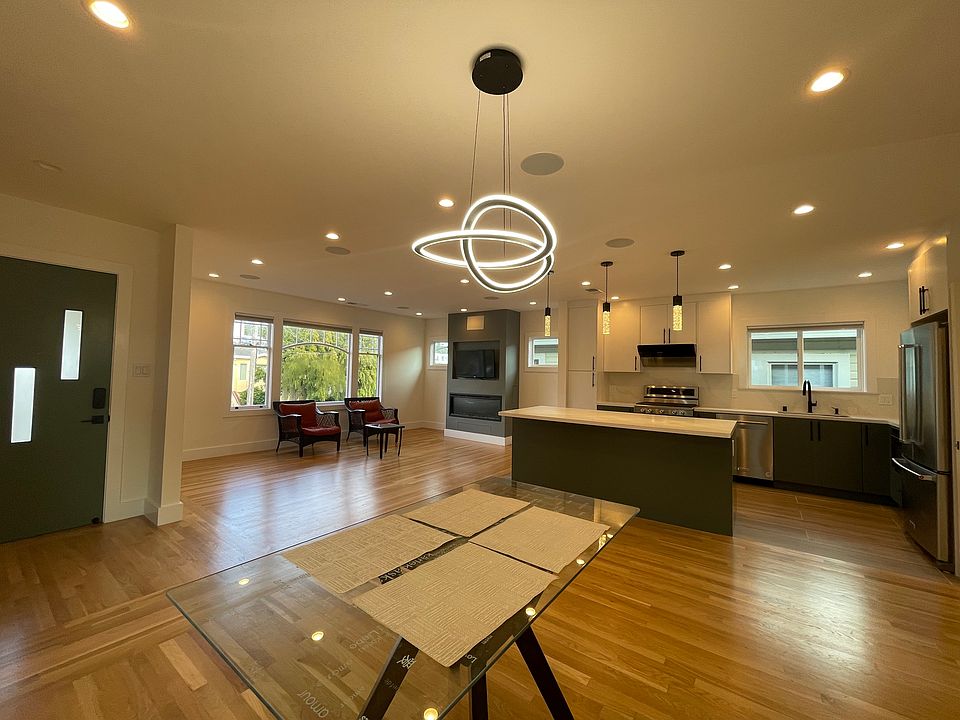 1st image of 525 Hearst Ave