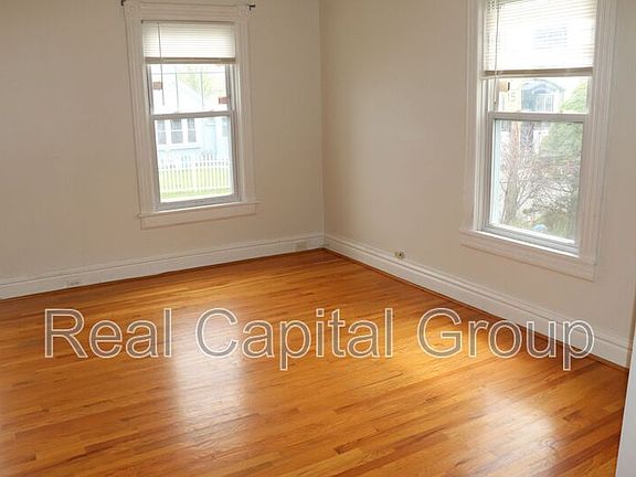 3rd image of 171 Lancaster St