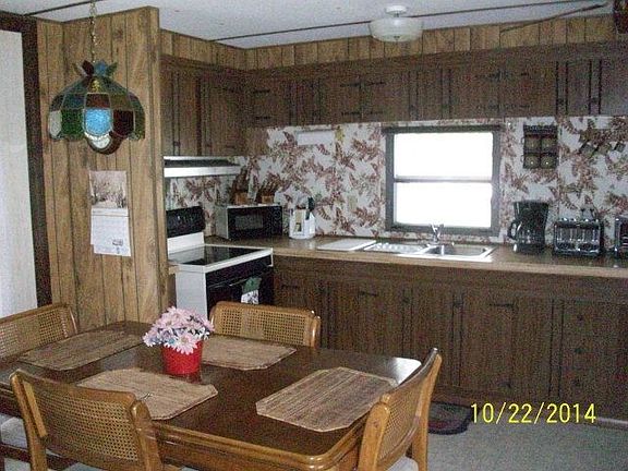 3rd image of 422 Olivia Dr