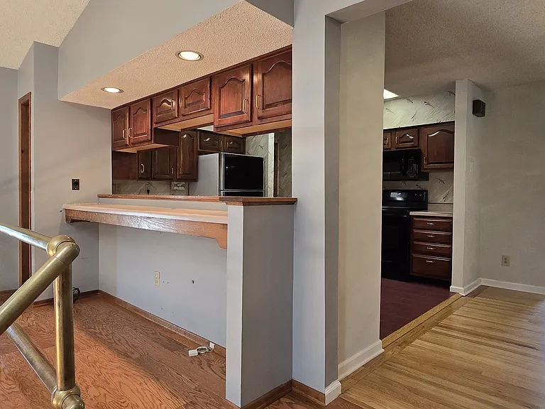 14 Kenlyn Dr — Photo 5