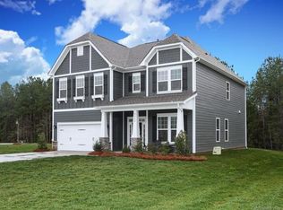 8322 Lake Harmony Dr, Matthews, NC 28105