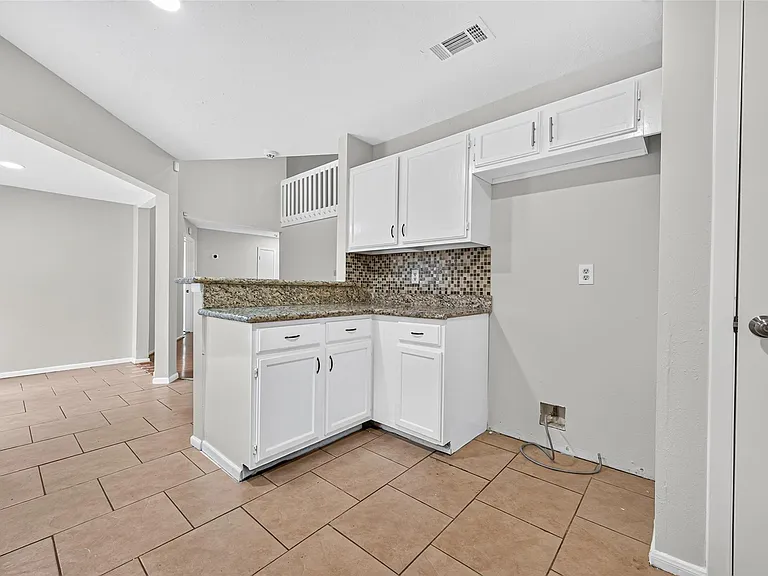 10419 Appleridge Dr — Photo 16