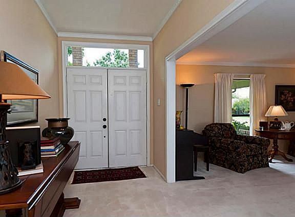 2nd image of 4233 Glenaire Dr
