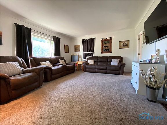2nd image of 1742 County Road U