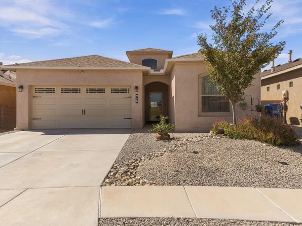 900 Firewheel Loop SW, Los Lunas, NM 87031