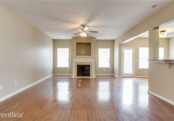 3rd image of 85 Highland Pointe Cir E