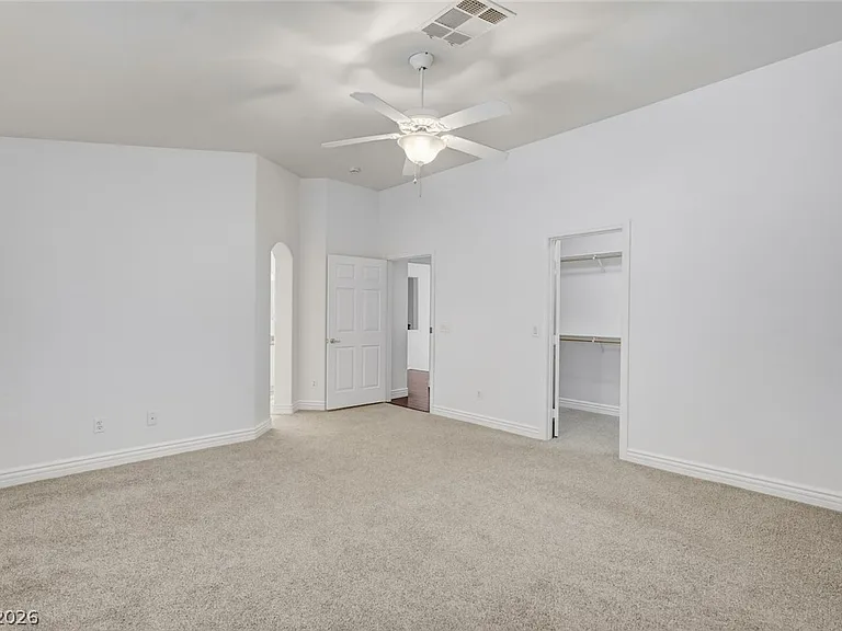 3034 Carbondale St — Photo 40
