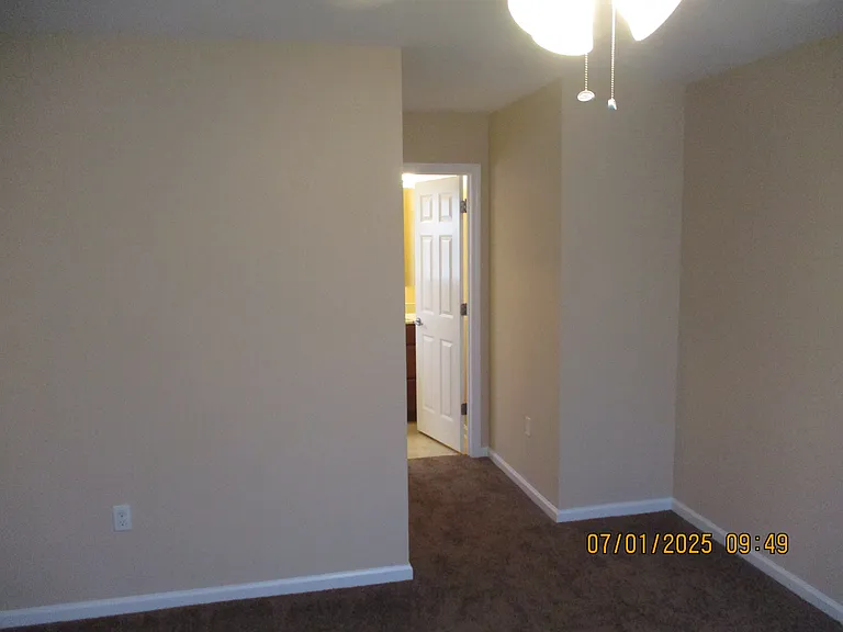 515 Leesburg Dr — Photo 25