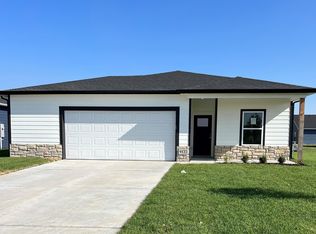 9122 E Hurst St, Wichita, KS 67210