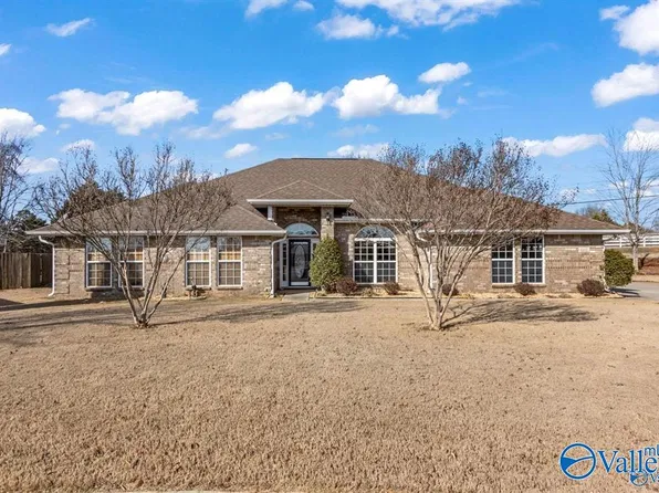 610 Summer Cove Cir NW, Madison, AL 35757