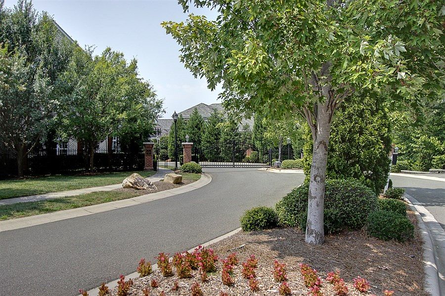 1st image of 4430 Mottisfont Abbey Ln