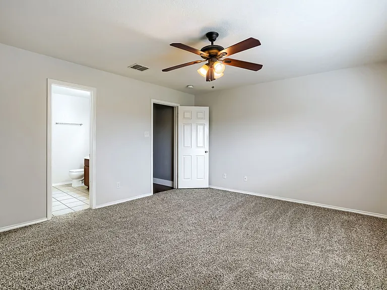 25251 Cambridge Wl — Photo 15