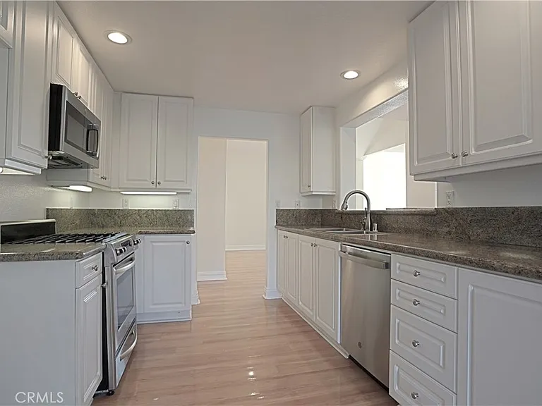 16 Savona Ct — Photo 19