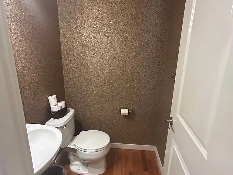 2106 Yakima Ct — Photo 28