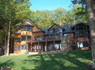 8 Captains Walk, Moultonboro, NH 03254
