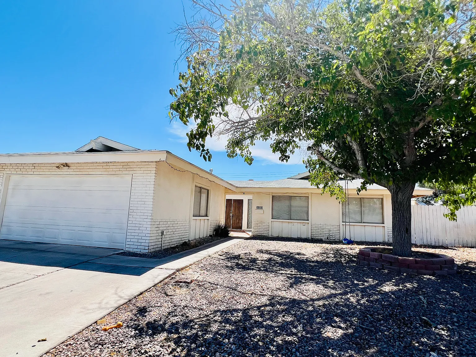 3 bed, 1358 sqft, $1,600 — Photo 3