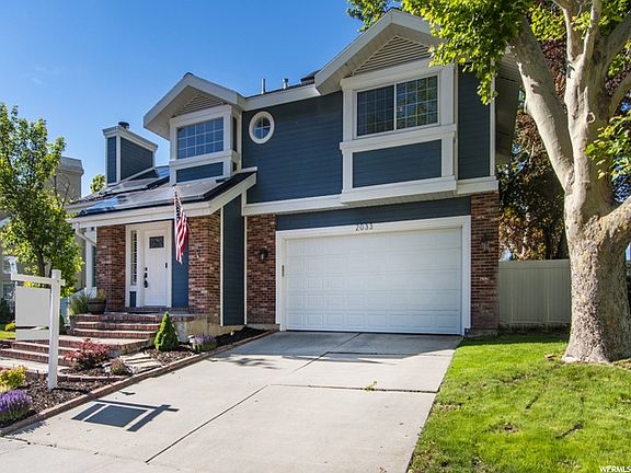 2nd image of 2033 E Rainbow Point Dr