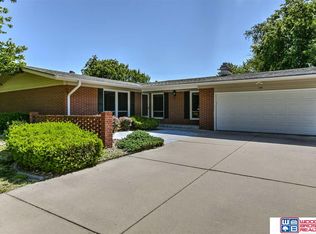 440 Redwood Dr, Lincoln, NE 68510