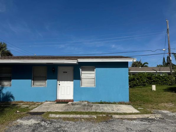 1976 Windsor Dr