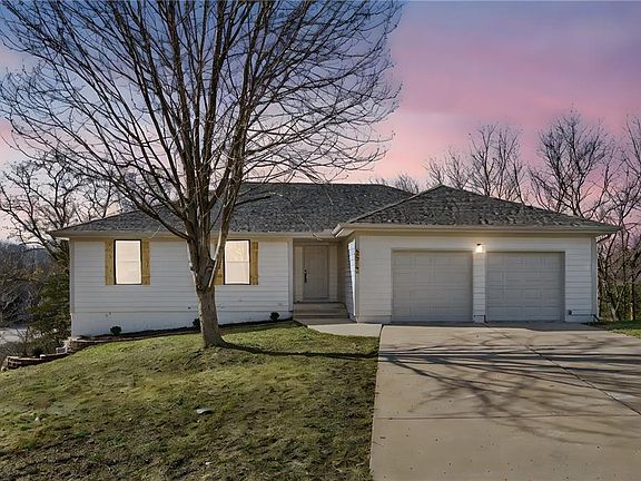 5th image of 2619 SW Morningside Dr