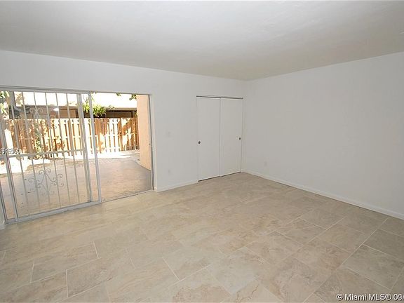 3rd image of 13507 NE 23rd Pl