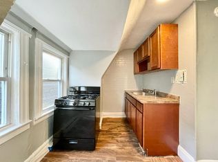 49 Hazelwood Ave FLOOR 3, Newark, NJ 07106