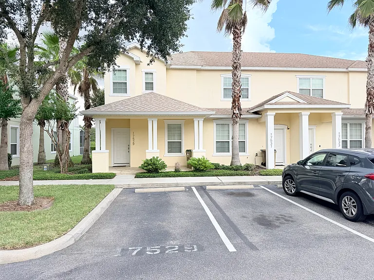 17529 Placidity Ave — Photo 1