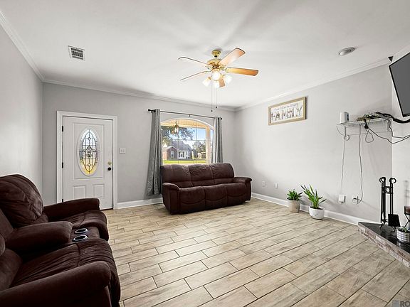 3rd image of 13361 David Lee Dr