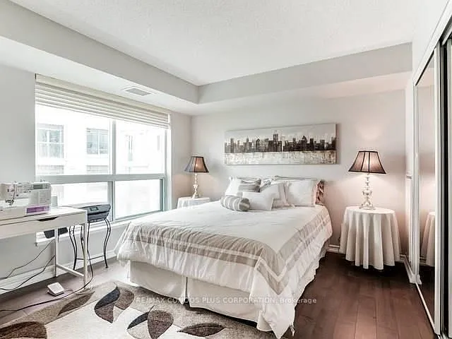2111 Lake Shore Blvd W #814 — Photo 13