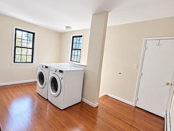 5th image of 10 Barclay St