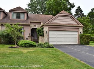1935 Danbury W #11, Okemos, MI 48864