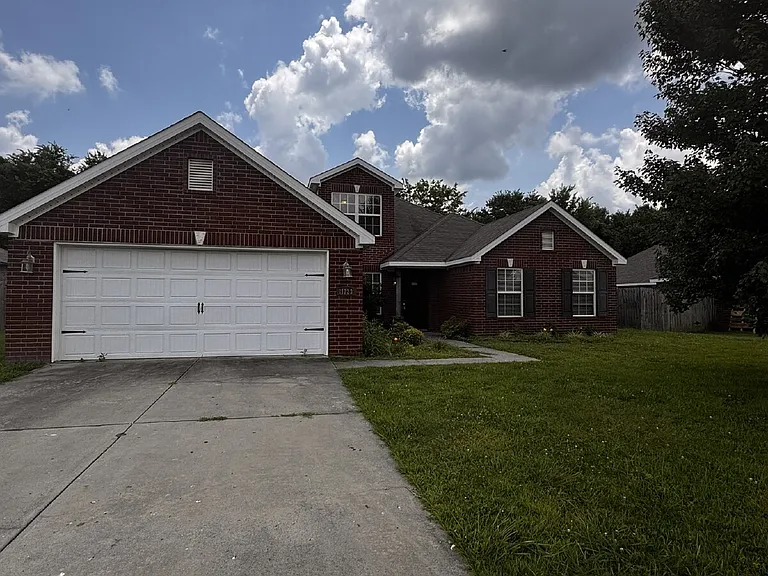11723 E Creek Ln — Photo 1