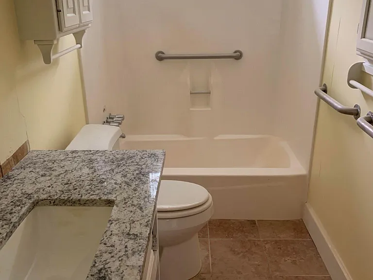 7205 Wood Oaks Dr — Photo 13
