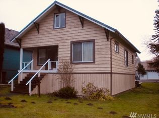1137 Willapa St, Raymond, WA 98577