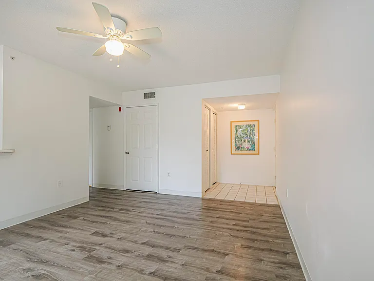 1670 N 42nd Cir #203 — Photo 8