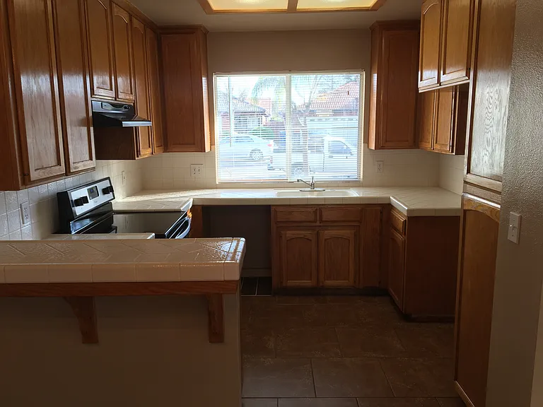 4296 W Yale Ave — Photo 6