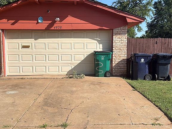 5th image of 4828 Creekwood Dr