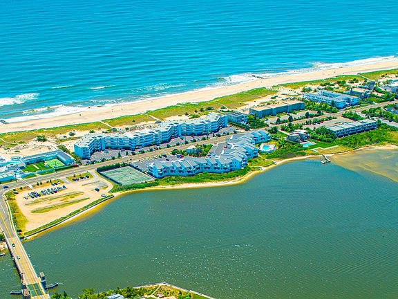 3rd image of 260 Dune Rd #101G