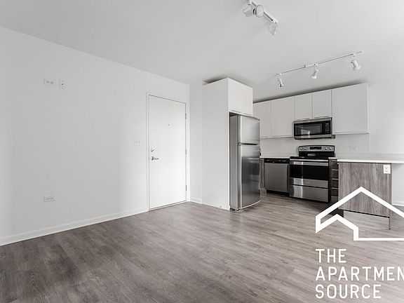 5th image of 941 W Winona St #505