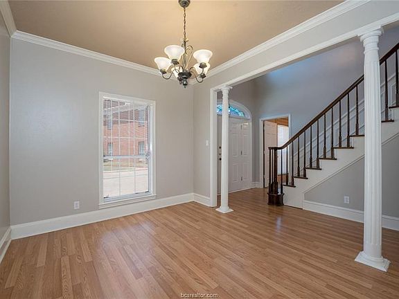 2nd image of 4400 Carter Creek Pkwy #305