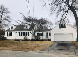 26 River Dr, Attleboro, MA 02703