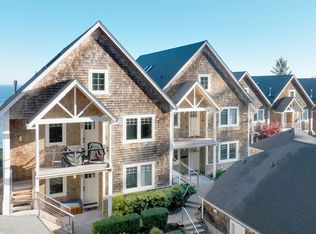 3972 Sunset Blvd #D101, Seaside, OR 97138